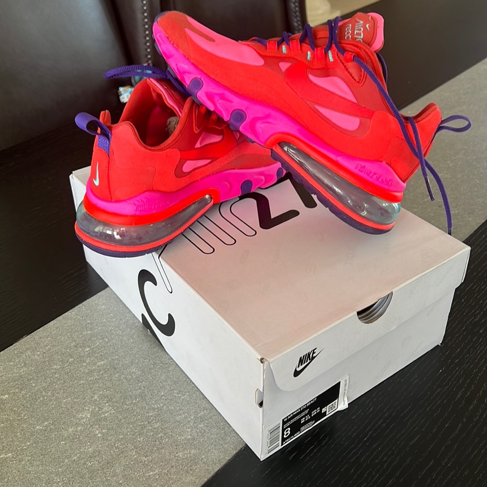 Nike Air Max 270 React